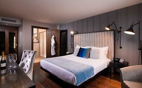 The Twelve Hotel